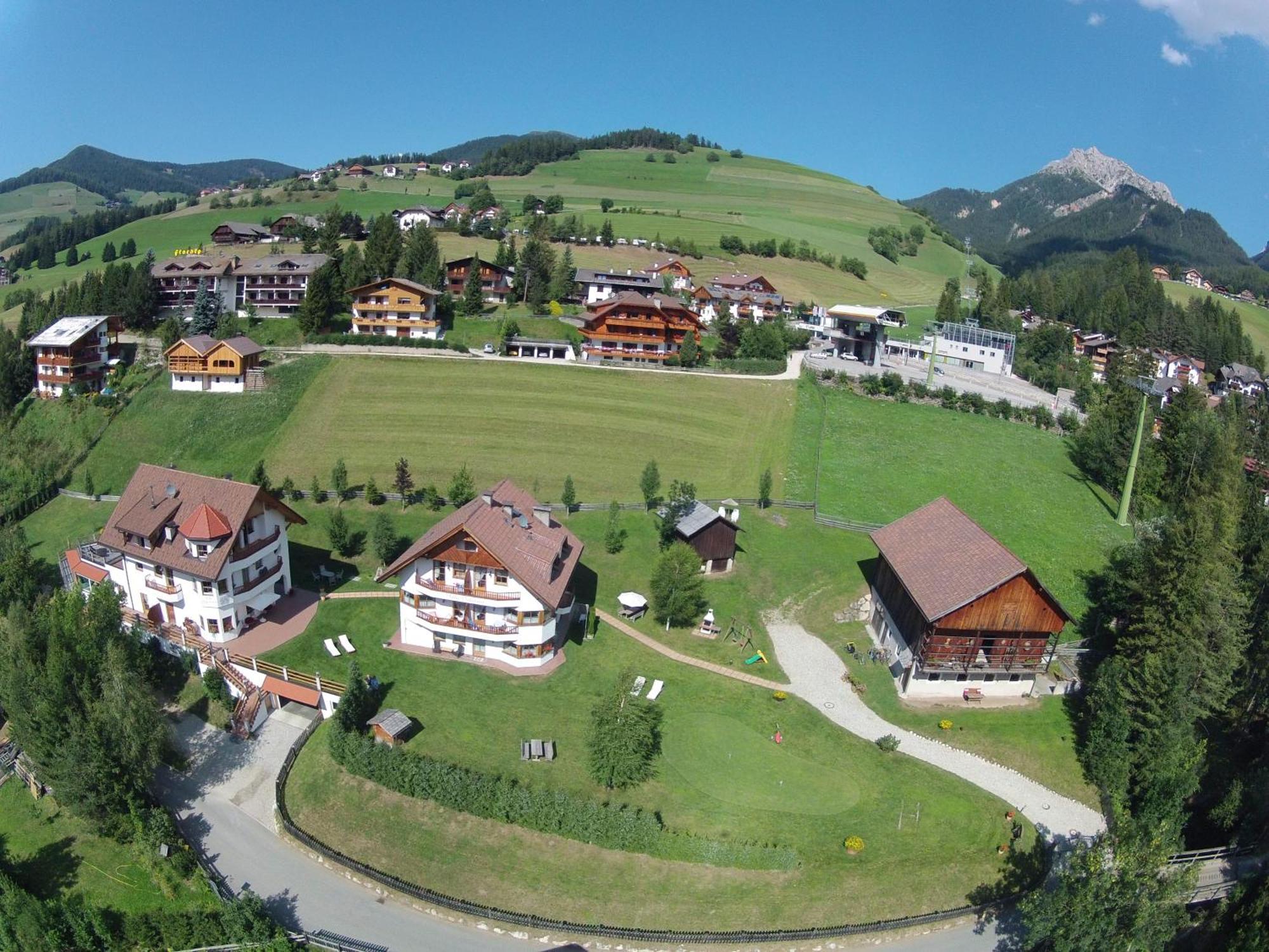 Villa Ortensia San Vigilio Di Marebbe Eksteriør billede
